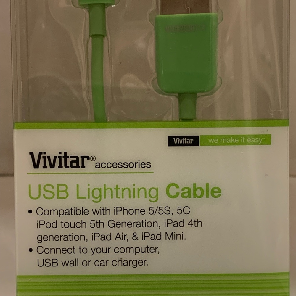 Vivitar USB Lightning Cable - Picture 4 of 7